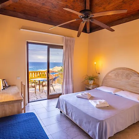 فندق Hotel Costa Paradiso 4*