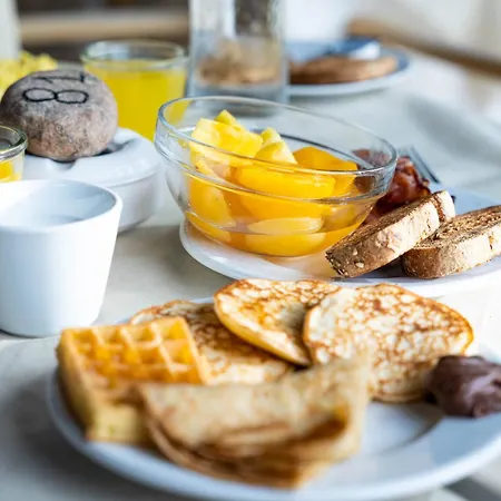 فندق Hotel Costa Paradiso 4*