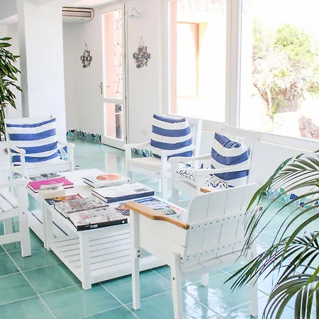 Hotel Costa Paradiso ホテル 4*