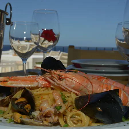 ホテル Hotel Costa Paradiso コスタ・パラディーゾ