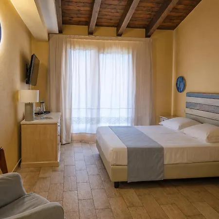 Hotel Costa Paradiso 4* Costa Paradiso